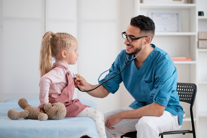 تشخيص وعلاج الامراض الشائعة عند الأطفال