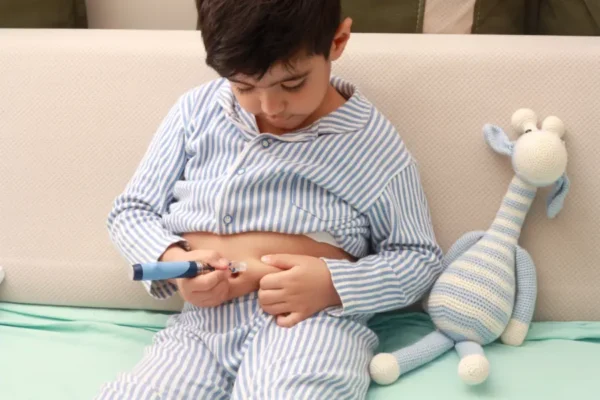 السكري عند الأطفال: الأسباب والأعراض وأحدث طرق العلاج والتقنيات الحديثة