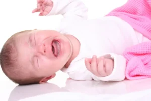 أسباب الإمساك عند الرضع